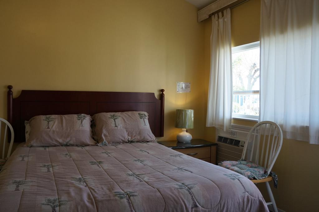 Lake Place Resort Glenhaven Room photo
