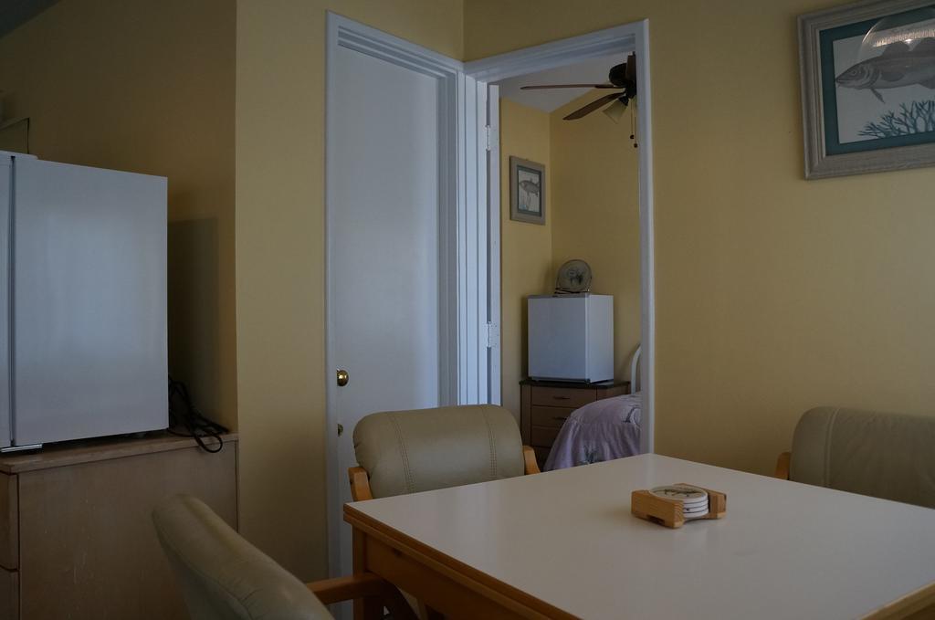 Lake Place Resort Glenhaven Room photo