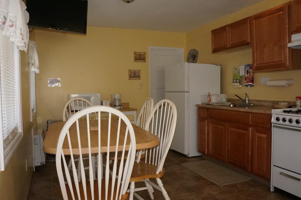 Lake Place Resort Glenhaven Room photo