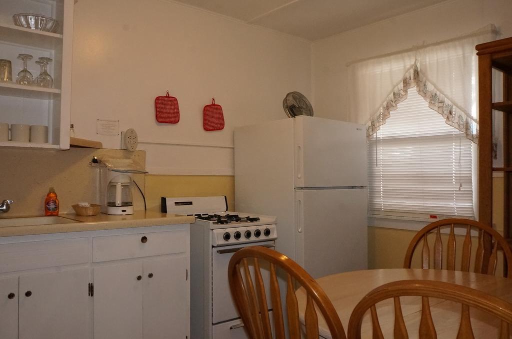 Lake Place Resort Glenhaven Room photo
